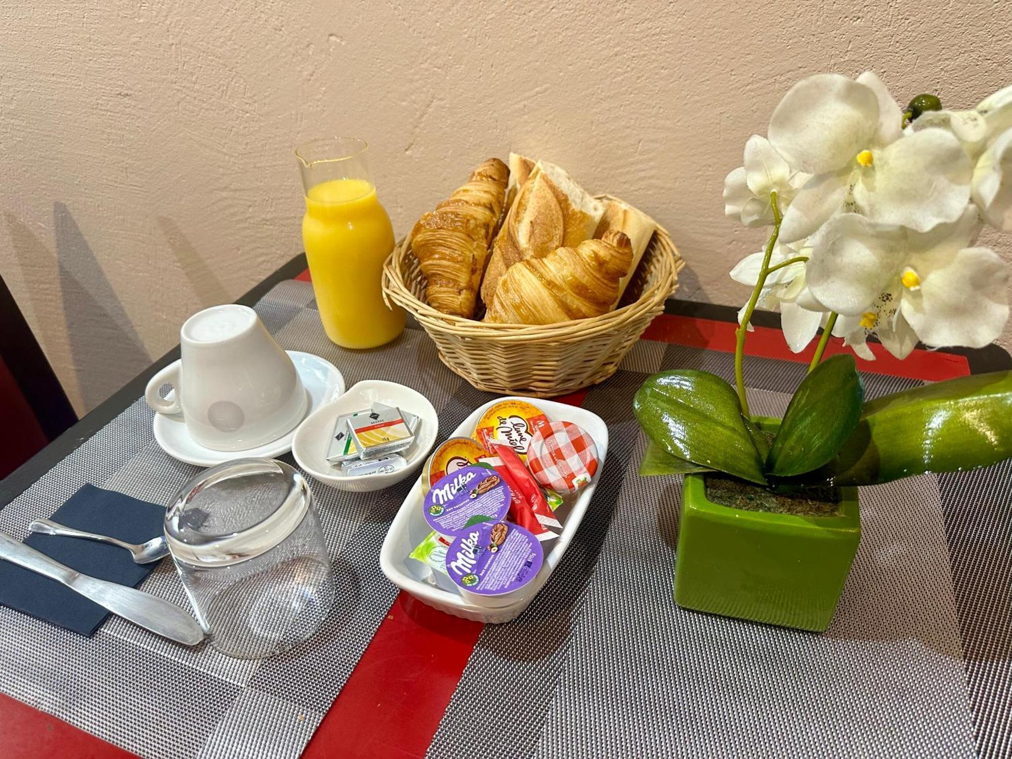 Hotel Victor Hugo Clamart Εξωτερικό φωτογραφία