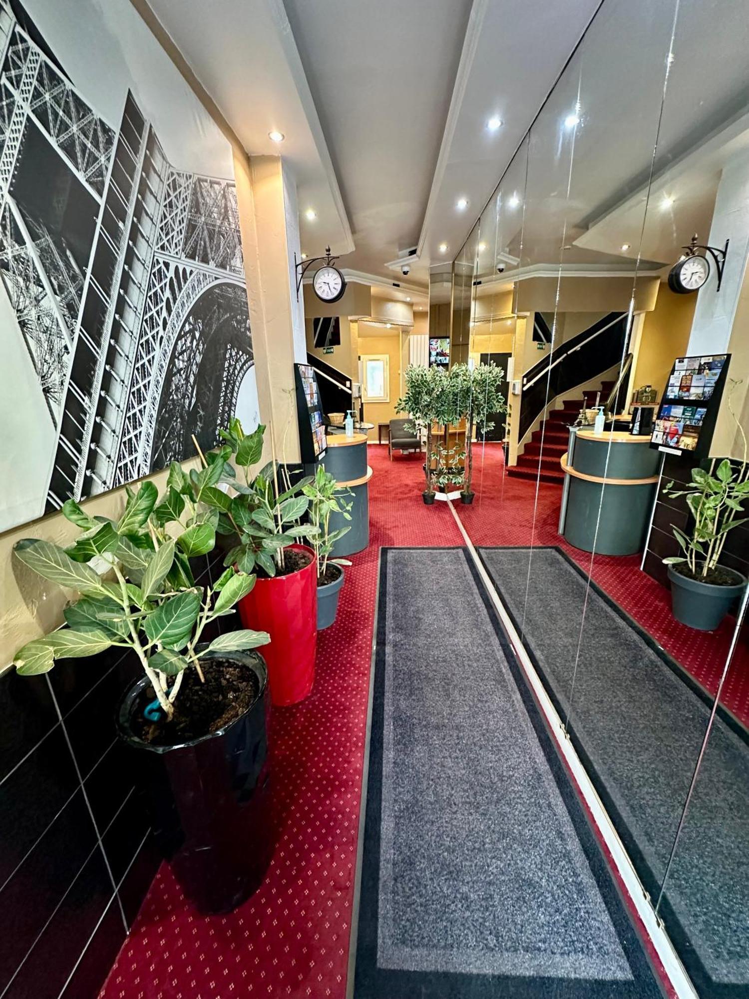 Hotel Victor Hugo Clamart Εξωτερικό φωτογραφία